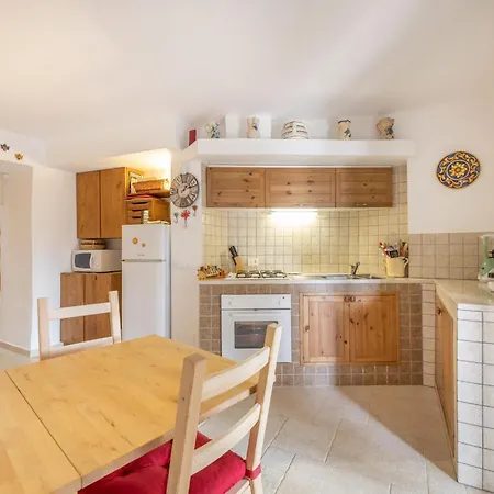 Trullo Romeo Tatil Evi *
