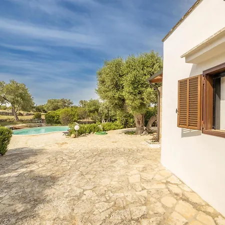 Trullo Romeo Ostuni